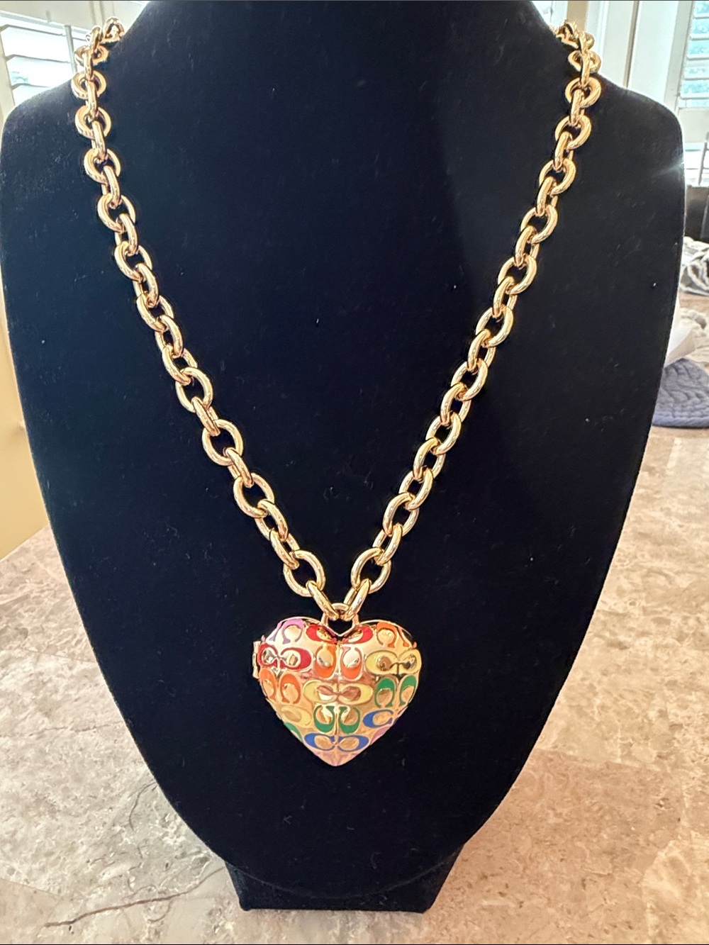 Coach Gold-Tone Link Necklace with Multicolor Enamel Heart Locket/pendant NWT - Picture 14 of 17